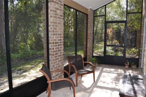 Townhouse in Palm Harbor, Florida 2 bedrooms, 157.93 sq.m. № 2378011 - photo 10
