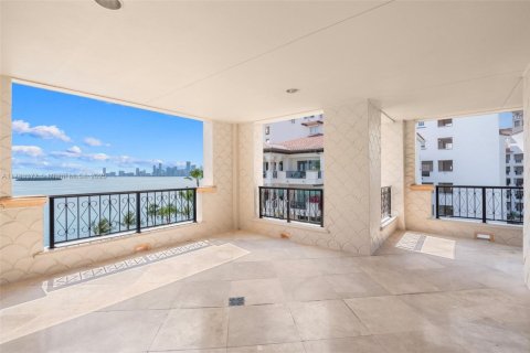 Condominio en venta en Fisher Island, Florida, 4 dormitorios, 381.74 m2 № 1958911 - foto 29