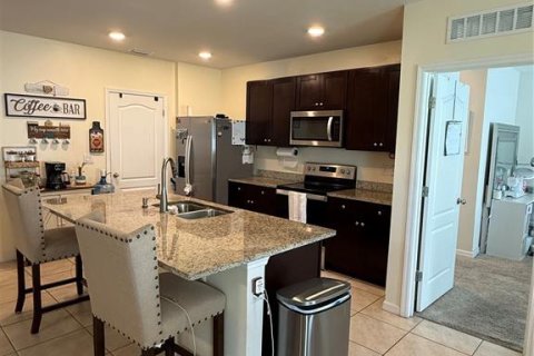 House in Sanford, Florida 3 bedrooms, 157.66 sq.m. № 2420028 - photo 8