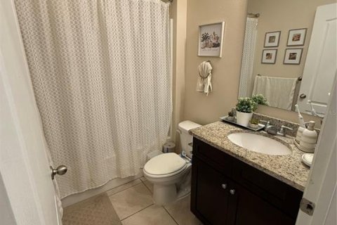 House in Sanford, Florida 3 bedrooms, 157.66 sq.m. № 2420028 - photo 3
