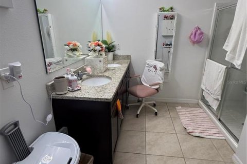 House in Sanford, Florida 3 bedrooms, 157.66 sq.m. № 2420028 - photo 10