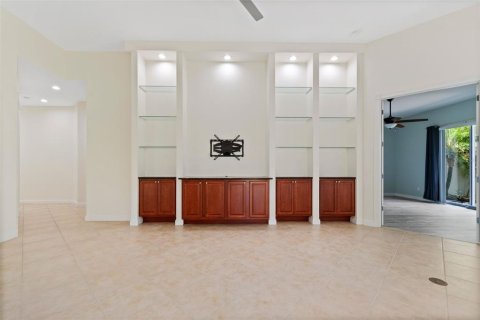 Casa en venta en Orlando, Florida, 3 dormitorios, 206.34 m2 № 1909558 - foto 14