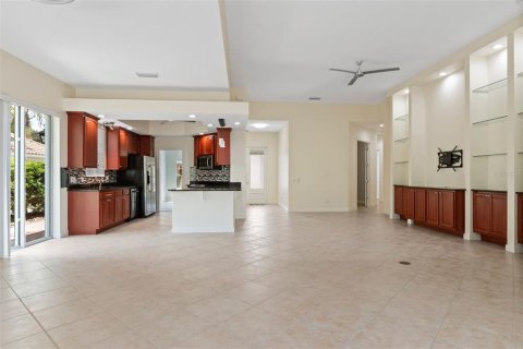 Casa en venta en Orlando, Florida, 3 dormitorios, 206.34 m2 № 1909558 - foto 16