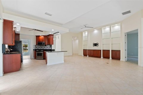 Casa en venta en Orlando, Florida, 3 dormitorios, 206.34 m2 № 1909558 - foto 11