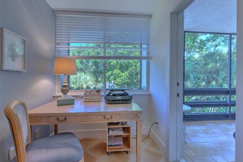 Condo in Longboat Key, Florida, 2 bedrooms № 657104 - photo 29