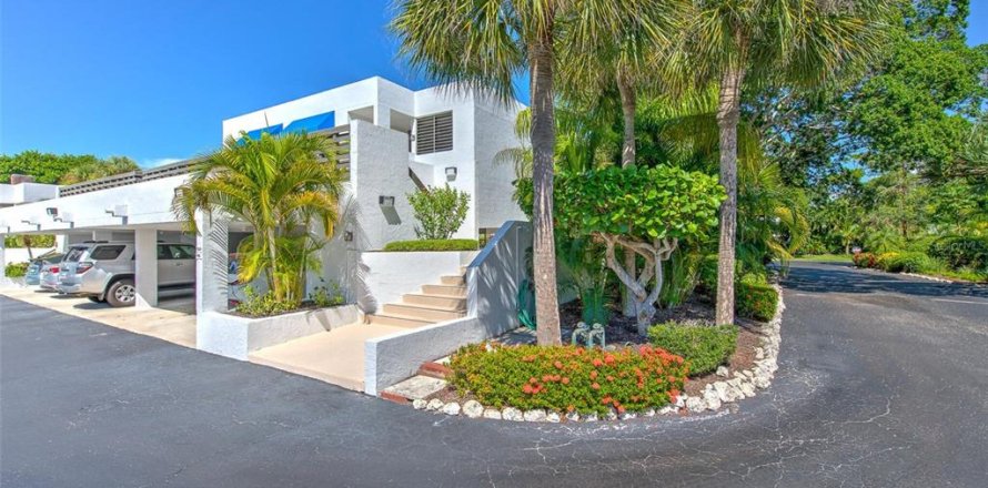 Condo in Longboat Key, Florida, 2 bedrooms № 657104