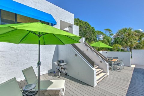 Condo in Longboat Key, Florida, 2 bedrooms № 657104 - photo 4