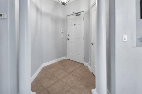 Condo in New Smyrna Beach, Florida, 3 bedrooms  № 1806784 - photo 5