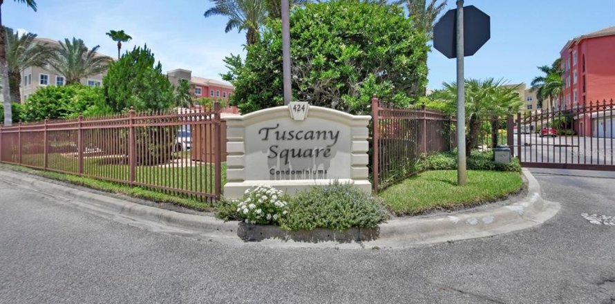 Condominio en New Smyrna Beach, Florida, 3 dormitorios № 1806784