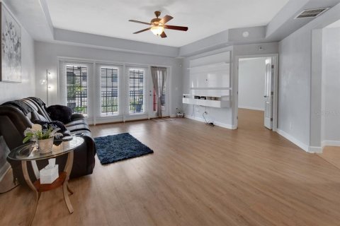Condo in New Smyrna Beach, Florida, 3 bedrooms  № 1806784 - photo 6
