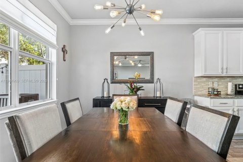 Touwnhouse à vendre à Hollywood, Floride: 3 chambres, 164.25 m2 № 2001962 - photo 17