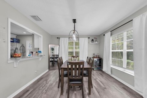 Touwnhouse à vendre à Tampa, Floride: 3 chambres, 130.81 m2 № 2364249 - photo 9
