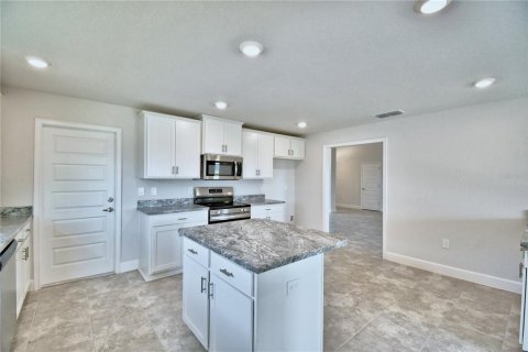 House in Auburndale, Florida 4 bedrooms, 278.71 sq.m. № 1285799 - photo 21