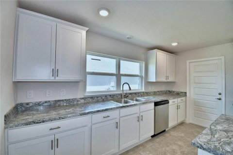 House in Auburndale, Florida 4 bedrooms, 278.71 sq.m. № 1285799 - photo 22