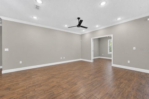 House in Ormond Beach, Florida 3 bedrooms, 185.06 sq.m. № 2396753 - photo 14