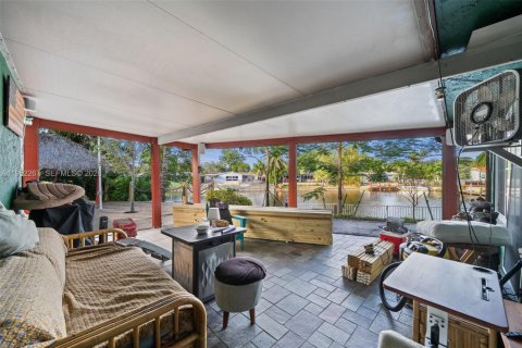 Купить виллу или дом в Плантация, Флорида 3 спальни, 193.79м2, № 2006617 - фото 28