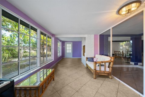 Купить виллу или дом в Плантация, Флорида 3 спальни, 193.79м2, № 2006617 - фото 15