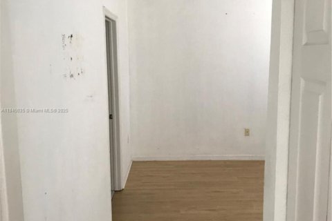 Townhouse in Homestead, Florida 2 bedrooms, 110.55 sq.m. № 1840911 - photo 30