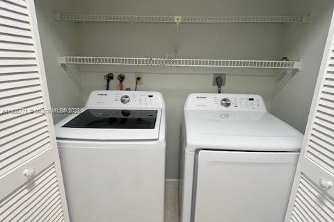 Снять в аренду виллу или дом в Майами, Флорида 4 спальни, 205.59м2, № 1956412 - фото 24