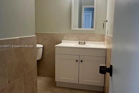 Снять в аренду виллу или дом в Майами, Флорида 4 спальни, 205.59м2, № 1956412 - фото 25