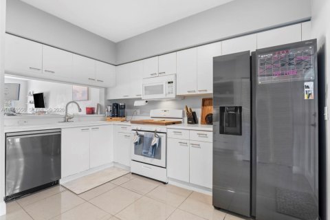 Adosado en venta en Tamarac, Florida, 2 dormitorios, 103.12 m2 № 2030347 - foto 25