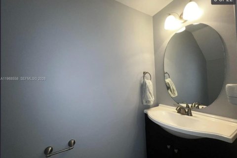 Adosado en venta en Tamarac, Florida, 2 dormitorios, 103.12 m2 № 2030347 - foto 13