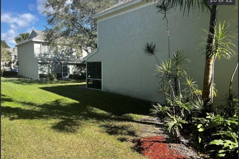 Adosado en venta en Tamarac, Florida, 2 dormitorios, 103.12 m2 № 2030347 - foto 20
