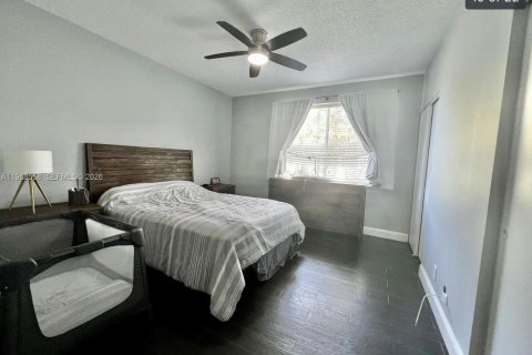 Adosado en venta en Tamarac, Florida, 2 dormitorios, 103.12 m2 № 2030347 - foto 6