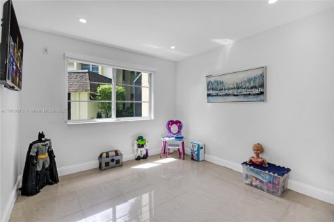 Copropriété à vendre à Miami, Floride: 2 chambres, 92.9 m2 № 1973937 - photo 7