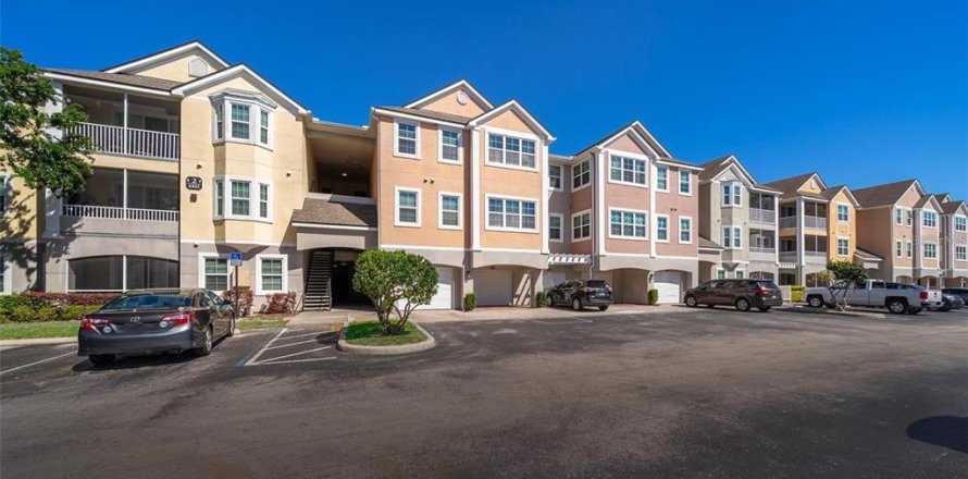 Condo in Orlando, Florida, 3 bedrooms № 2217864