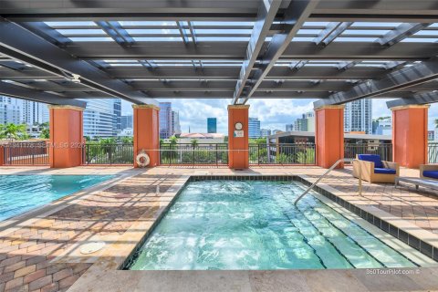 Condominio en venta en Fort Lauderdale, Florida, 2 dormitorios, 125.42 m2 № 2054766 - foto 23