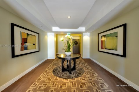 Condominio en venta en Fort Lauderdale, Florida, 2 dormitorios, 125.42 m2 № 2054766 - foto 4