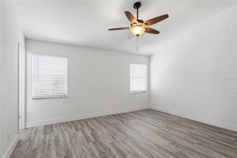 Touwnhouse à louer à Tampa, Floride: 3 chambres, 144.56 m2 № 2429435 - photo 26