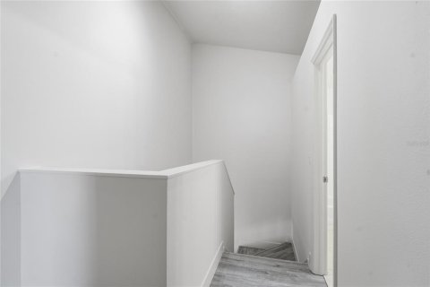 Touwnhouse à louer à Tampa, Floride: 3 chambres, 144.56 m2 № 2429435 - photo 24