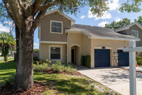 Touwnhouse à louer à Tampa, Floride: 3 chambres, 144.56 m2 № 2429435 - photo 3