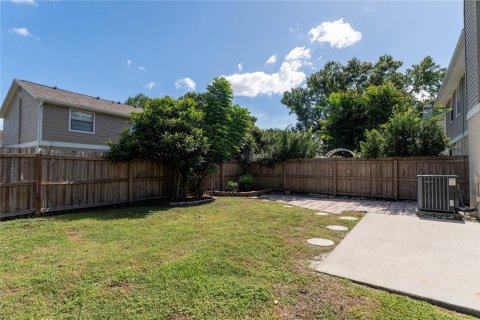 Touwnhouse à louer à Tampa, Floride: 3 chambres, 144.56 m2 № 2429435 - photo 23