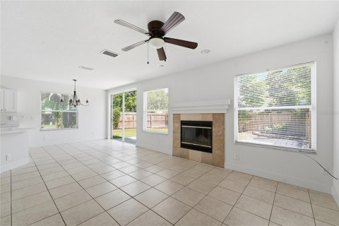 Touwnhouse à louer à Tampa, Floride: 3 chambres, 144.56 m2 № 2429435 - photo 9