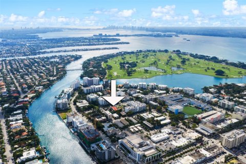 Купить земельный участок в Бей-Харбор-Айлендс, Флорида № 2007217 - фото 7