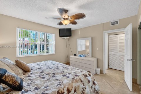 Copropriété à vendre à Lauderdale-by-the-Sea, Floride: 2 chambres, 124.58 m2 № 2005715 - photo 27