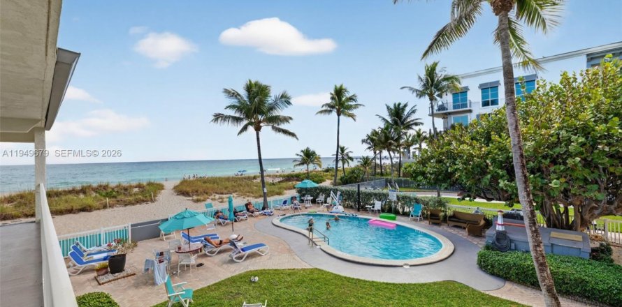 Condo à Lauderdale-by-the-Sea, Floride, 2 chambres № 2005715