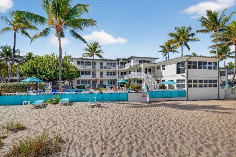 Copropriété à vendre à Lauderdale-by-the-Sea, Floride: 2 chambres, 124.58 m2 № 2005715 - photo 3