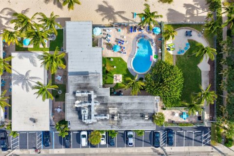 Copropriété à vendre à Lauderdale-by-the-Sea, Floride: 2 chambres, 124.58 m2 № 2005715 - photo 6