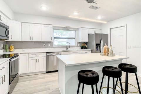 Casa en venta en Maitland, Florida, 5 dormitorios, 219.25 m2 № 2139138 - foto 5
