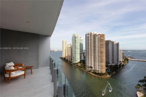 Condominio en Miami, Florida, 3 dormitorios № 2390496