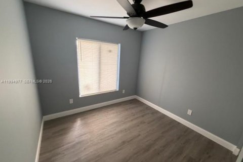 House in Hallandale Beach, Florida 3 bedrooms № 2062524 - photo 27