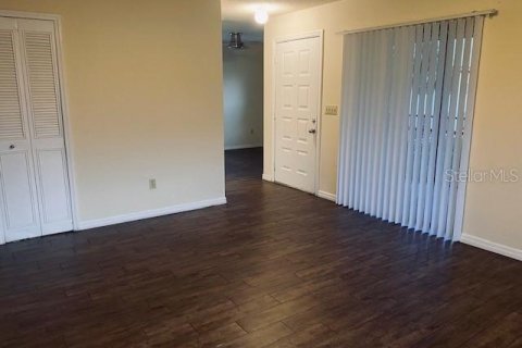 Condo in Orlando, Florida, 3 bedrooms  № 2221307 - photo 2