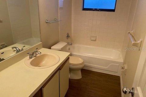 Condo in Orlando, Florida, 3 bedrooms  № 2221307 - photo 8