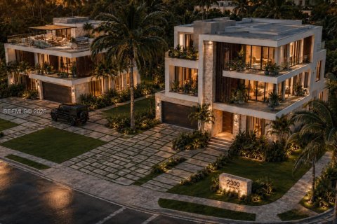 Villa ou maison à vendre à Miami, Floride: 4 chambres, 328.78 m2 № 2282871 - photo 3