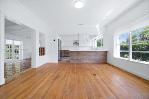 Villa ou maison à vendre à Miami, Floride: 4 chambres, 328.78 m2 № 2282871 - photo 19
