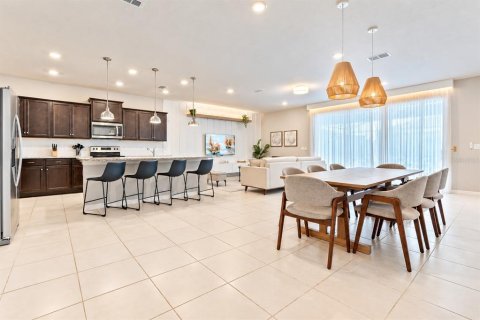 Villa ou maison à vendre à Davenport, Floride: 10 chambres, 408.68 m2 № 2406975 - photo 5